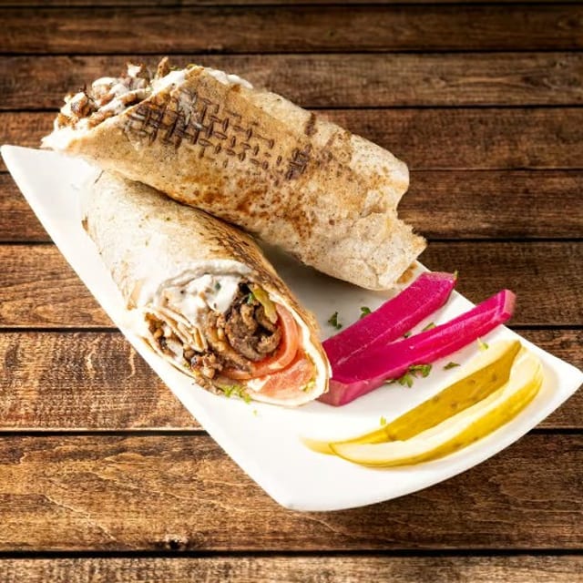 CHICKEN SHAWARMA PITA.