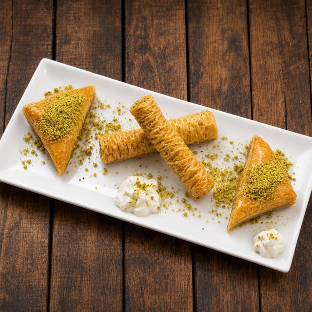 Baklava (2 Pieces).