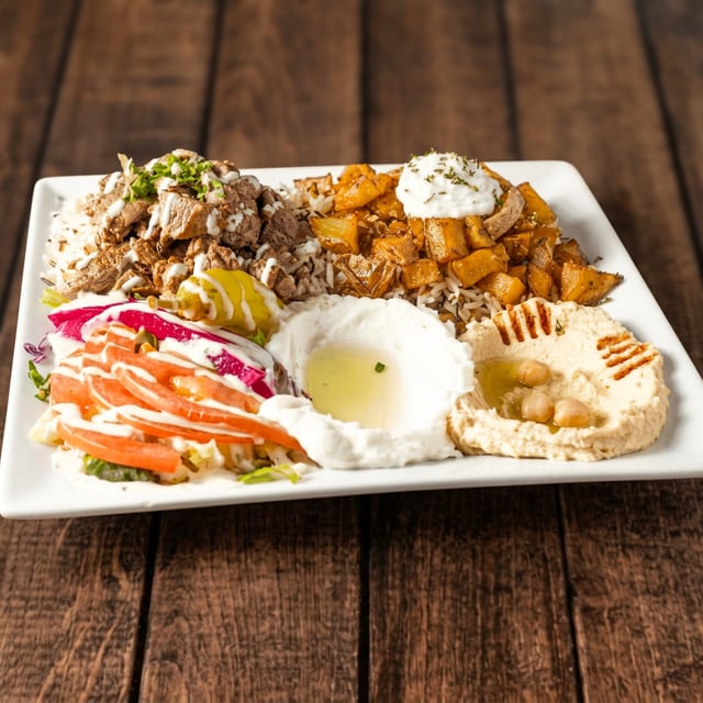 CHICKEN SHAWARMA PLATTER.