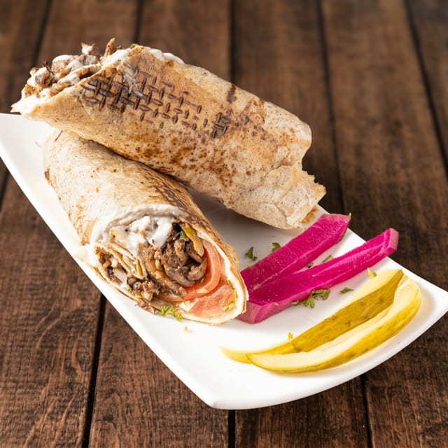 BEEF SHAWARMA PITA.