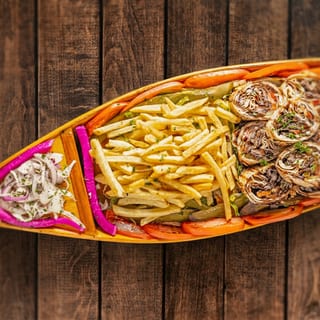 Shawarma Beef Sushi Boat (4 Persons)