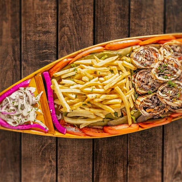 Shawarma Beef Sushi Boat (Persons).